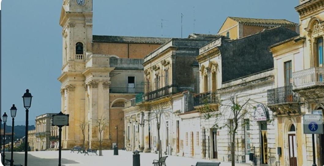 La Fiorita Appartement Canicattini Bagni Buitenkant foto